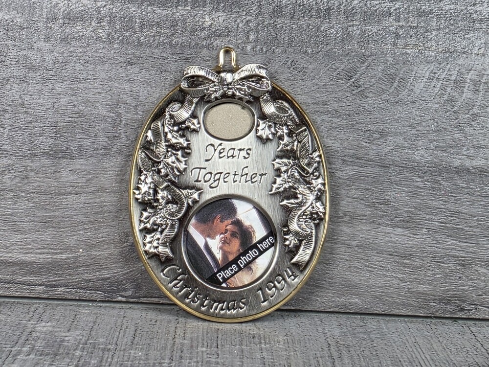 Hallmark Keepsake Ornament Anniversary Year Picture Holder 1994 Christmas g15g